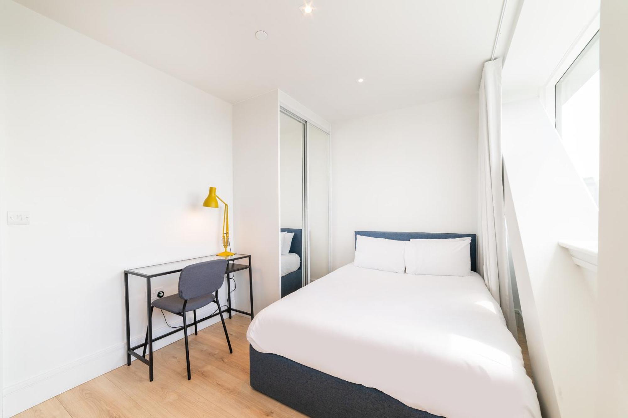 Stylish Retreats On Olympic Way Apartment London Bagian luar foto